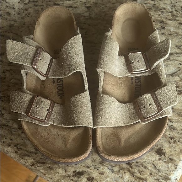 Birkenstock Arizona Sandals - Picture 2 of 4